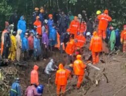 Longsor di Jalur Pacet-Cangar, Mojokerto, Jawa Timur: Satu Jenazah Ditemukan, Diduga Ada Korban Lain
