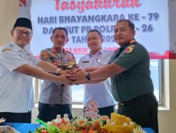 Sinergitas Tercipta, Camat dan Kepala Desa Mojowarno Berikan Ucapan Selamat di HUT Bhayangkara ke-79 dan HUT PP Polri ke-26