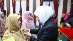 1.635 ASN Jatim Terima Satyalancana Karya Satya, Widji Astuty: Ini Penghargaan Atas Pengabdian Tanpa Pamrih