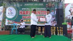 Pimpinan Chatour Travel Hadiri Apel Hari Santri Nasional 2025 di Mojowarno, Berikan Hadiah DP Umroh Senilai Rp 3 Juta untuk Jamaah